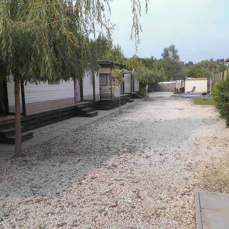 Kenge Apartmanok Balatonszárszó Exteriér fotografie