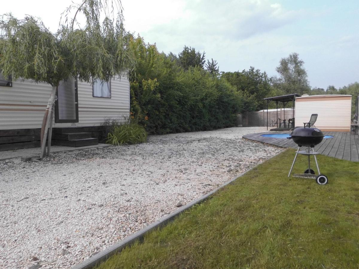 Kenge Apartmanok Balatonszárszó Exteriér fotografie